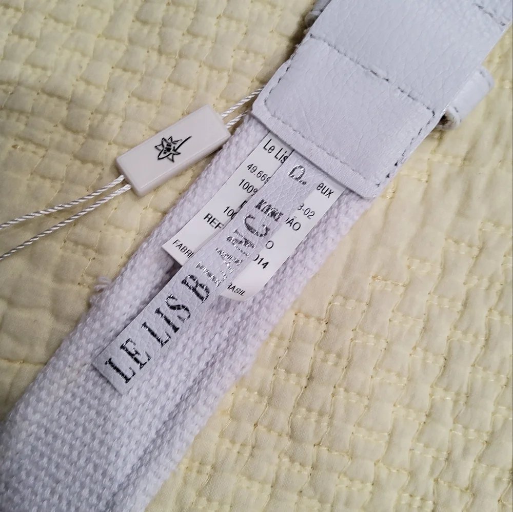 Le Lis Blanc distressed cotton